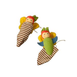 Nanchen Bio-Babyspielzeug Schmetterling im Kokon