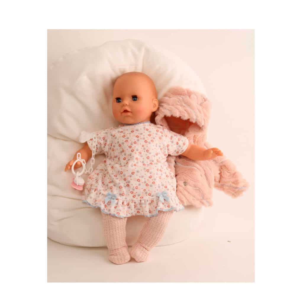 Schildkroet-Puppe-Baby-Amy-mit-blauen-Schlafaugen-Made-in-Germany-mit-rosa-Plueschjacke-7545296-02