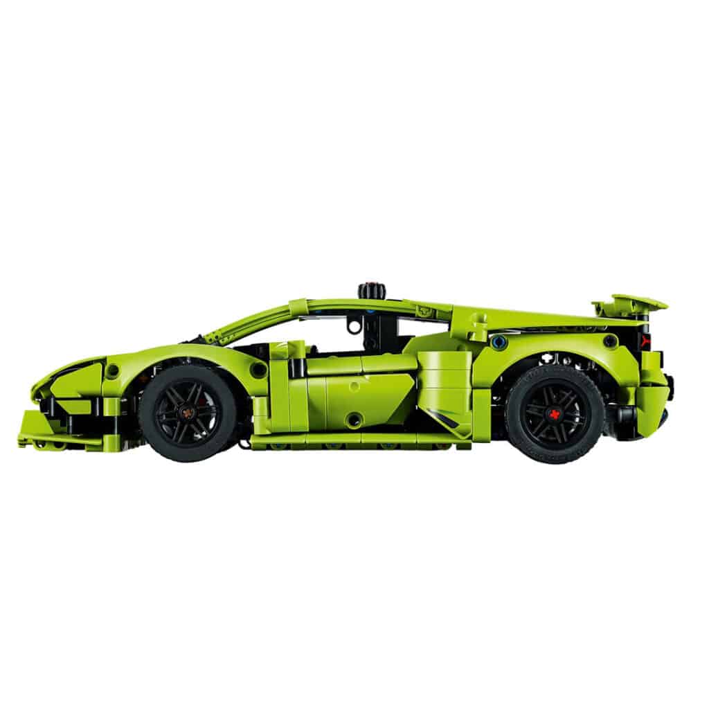 LEGO-Technic-42161-Lamborghini-Huracan-Tecnica-02