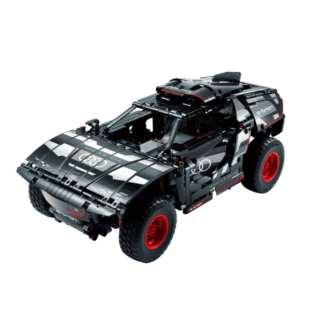 LEGO-Technic-42160-Audi-RS-Q-e-tron-Rallye-Auto-mit-Fernsteuerung-01