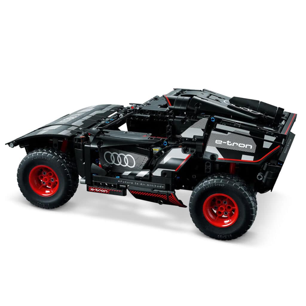 LEGO-Technic-42160-Audi-RS-Q-e-tron-Rallye-Auto-mit-Fernsteuerung-02