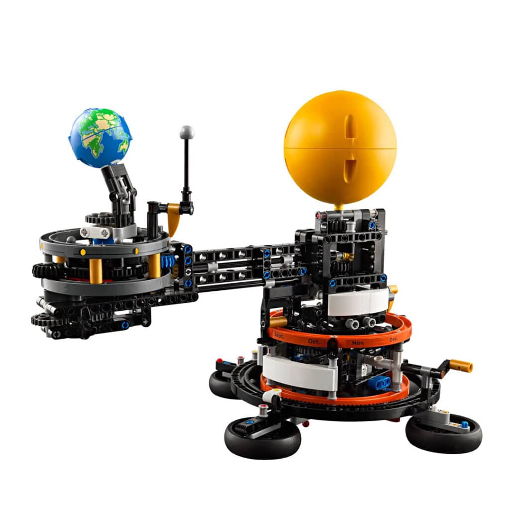 LEGO-Technic-42179-Sonne-Erde-Mond-Modell-01
